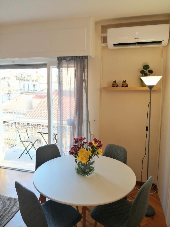 Stylish Central Penthouse Apartment Athens Exterior photo